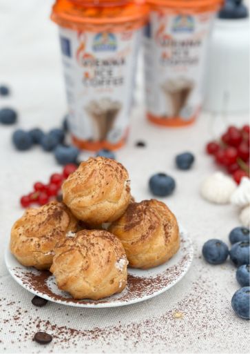 Profiteroles mit MARESI Vienna Ice Coffee